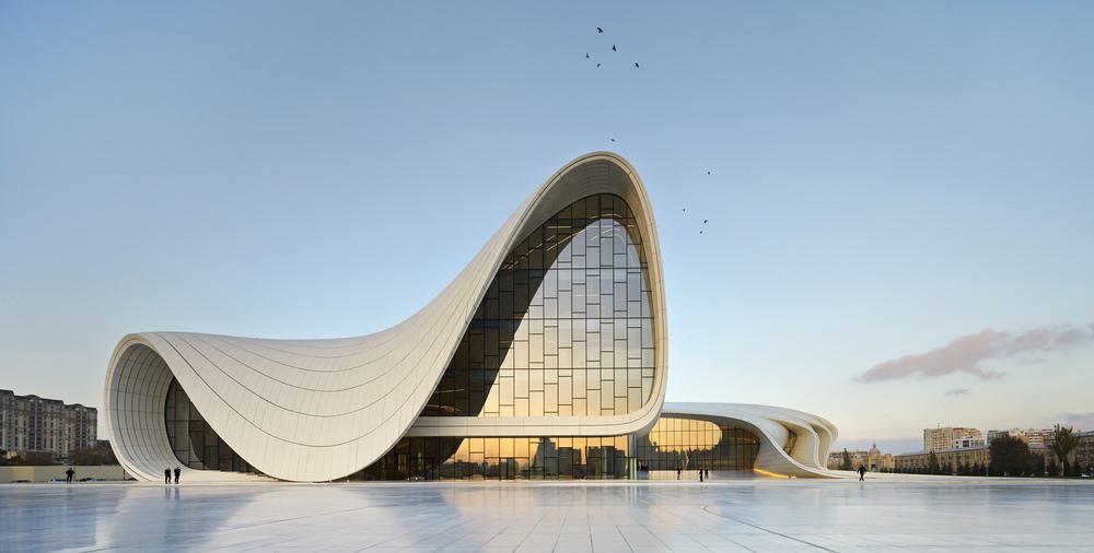 Heydar_Aliyev_Centre_by_Zaha_Hadid