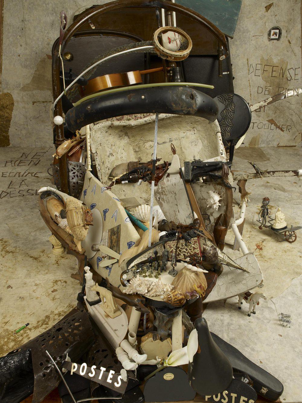 Bernard_Pras_Anamorphic_Sculpture