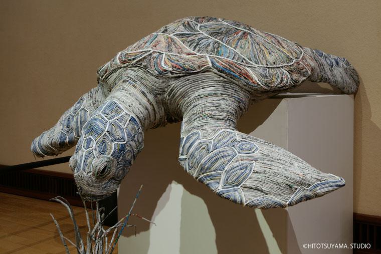 Newspaper_Sculpture_by_Chia_Hitotsuyama