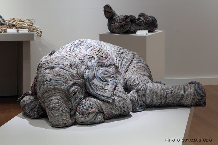 Newspaper_Sculpture_by_Chia_Hitotsuyama