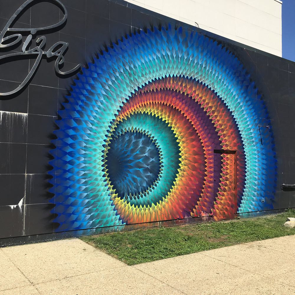 Mural_by_Douglas_Hoekzema_aka_Hoxxoh