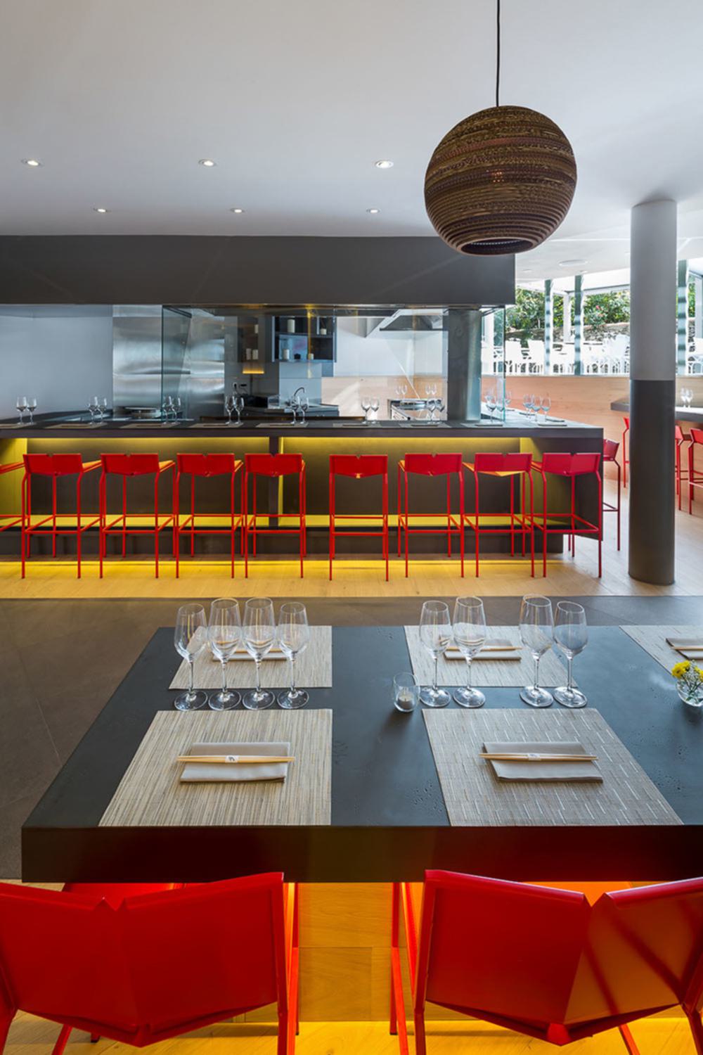 Vicent Coste Japanese Restaurant Interior Design and Custom Wallpaper