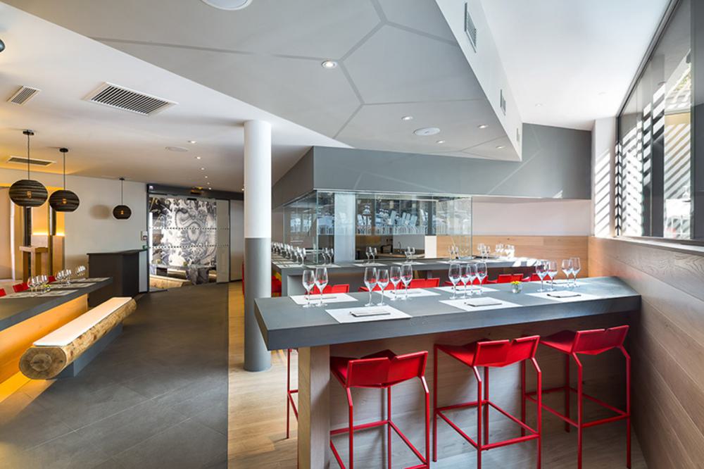 Vicent Coste Japanese Restaurant Interior Design and Custom Wallpaper