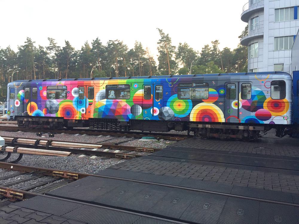 Trains_Painted_by_Okuda