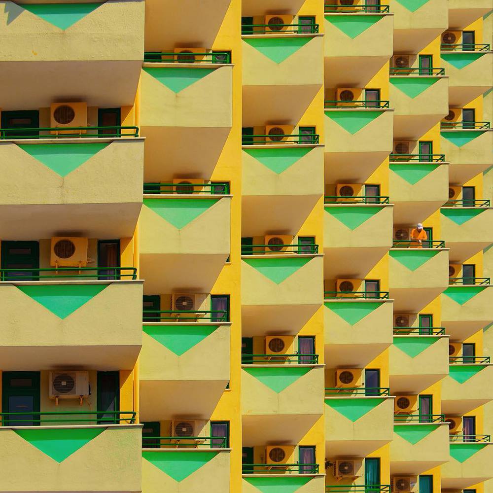 Colorful_Architecture_Photo_by_Yener_Torun